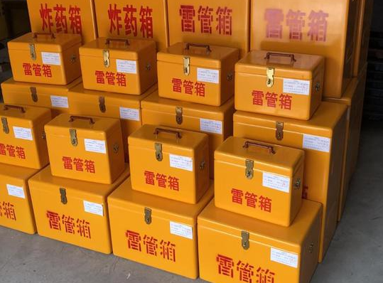 沙洋玻璃钢雷管箱的使用寿命一般是多少？