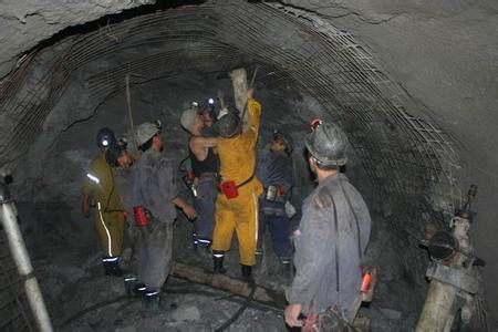 沙洋工程爆破中的危险因素分析以及应对工程爆破危险的措施
